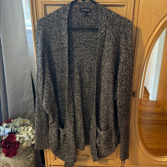 Express Open Cardigan - Picture 2 of 6